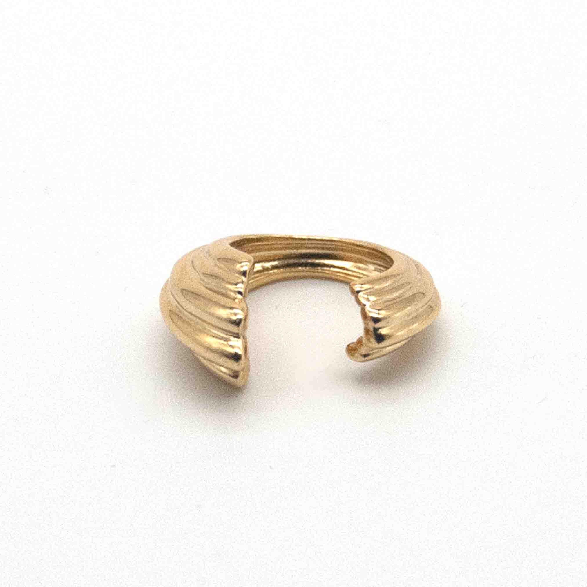 Bold Betta Gold-Plated Vermeil Earclip